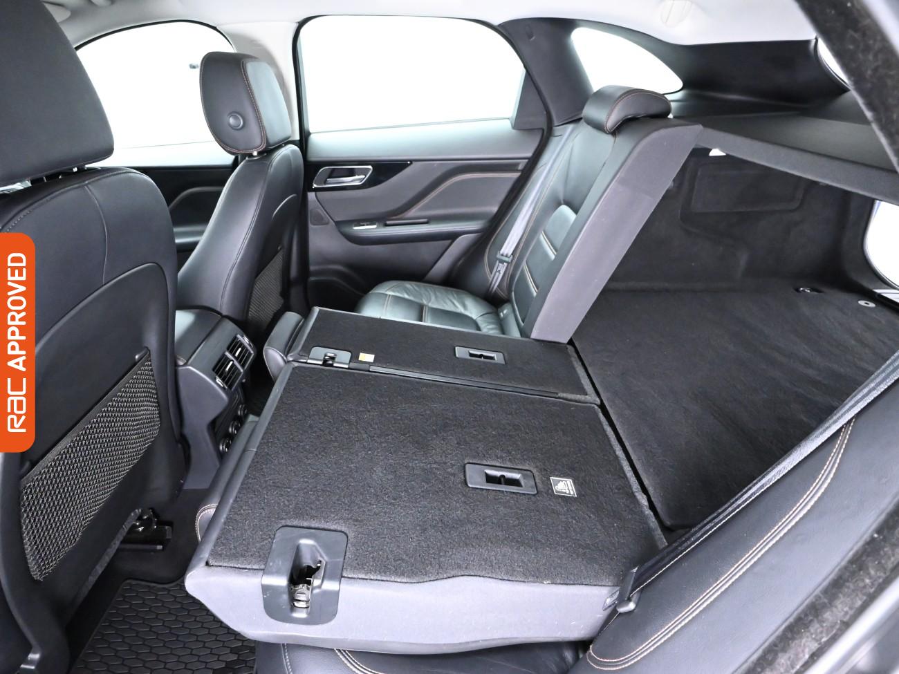 Used Jaguar F-Pace 2017 for sale - 75983360: Photo 24