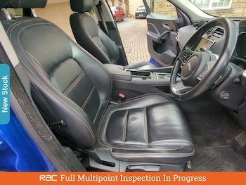Used Jaguar F-Pace 2017 for sale - 75983360: Photo