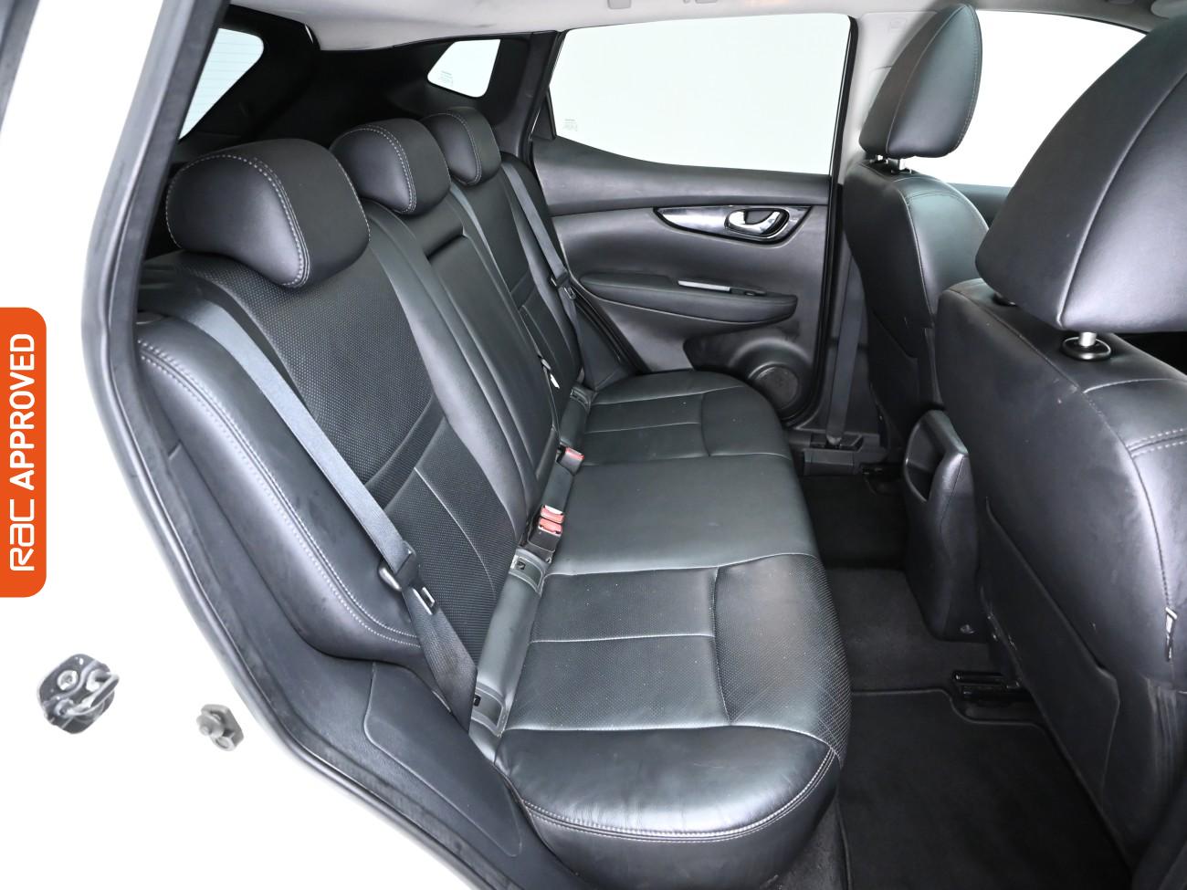 Used Nissan Qashqai 2017 for sale - 76569593: Photo 13