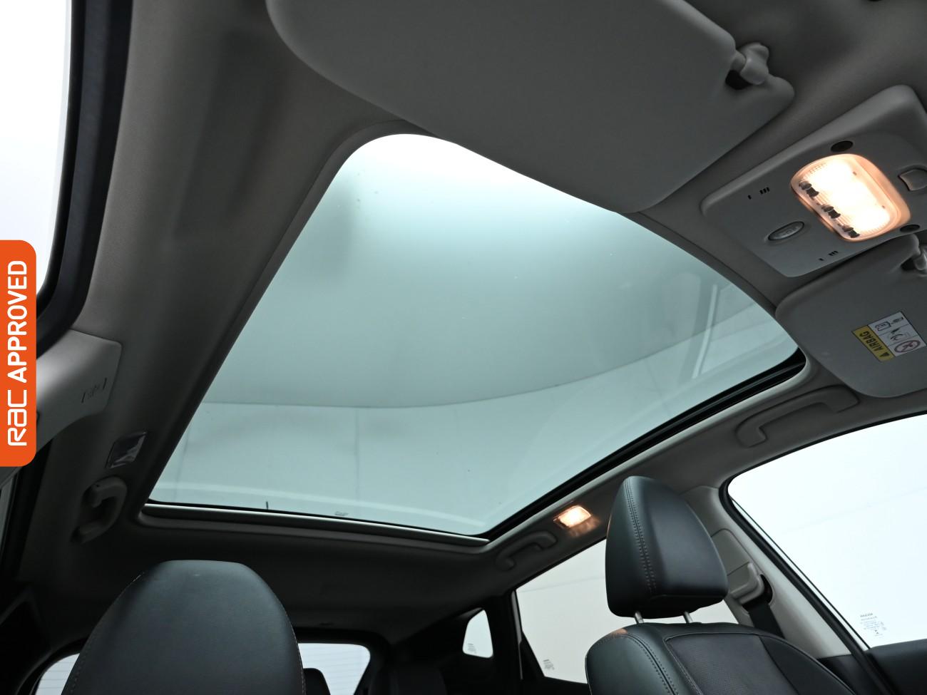 Used Nissan Qashqai 2017 for sale - 76569593: Photo 3