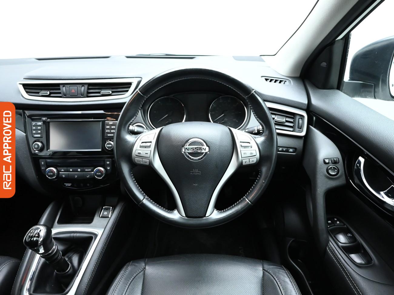 Used Nissan Qashqai 2017 for sale - 76569593: Photo 9