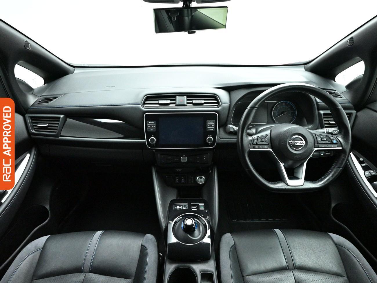 Used Nissan Leaf 2021 for sale - 78016174: Photo 2