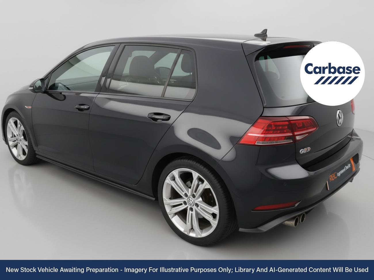 Used Volkswagen Golf 2018 for sale - 76916355: Photo 2