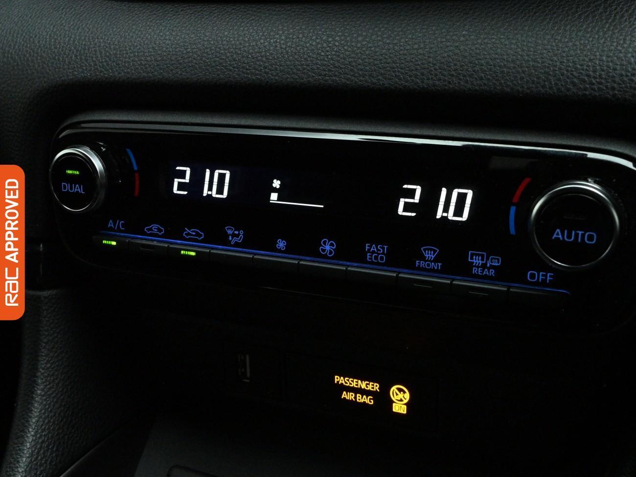 Used Toyota Yaris 2021 for sale - 77666343: Photo 17