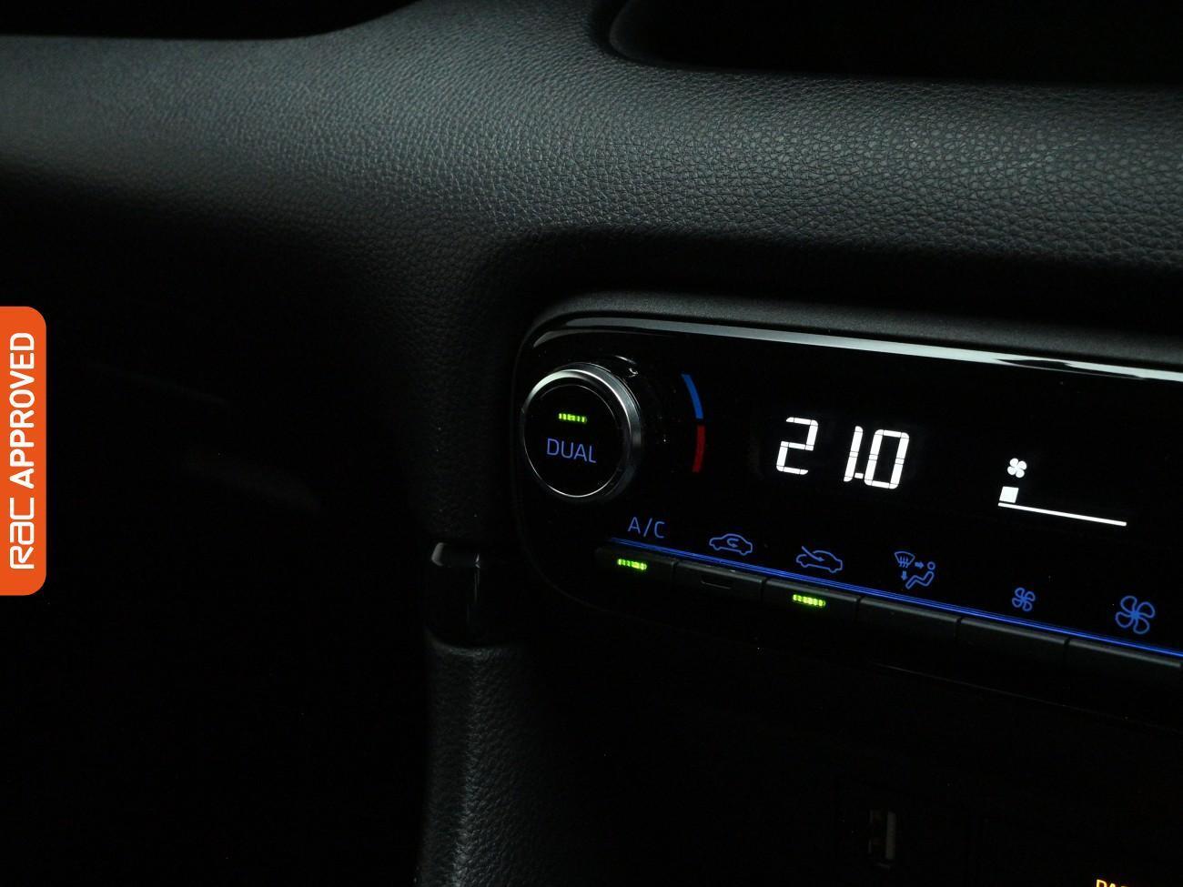 Used Toyota Yaris 2021 for sale - 77666343: Photo 21