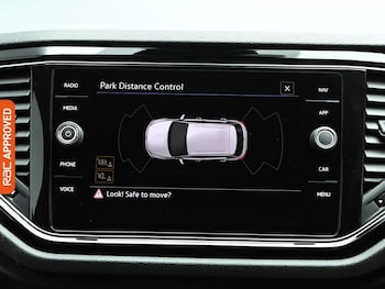 Used Volkswagen T-Roc 2021 for sale - 77286840: Photo