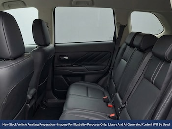 Used Mitsubishi Outlander 2016 for sale - 77443901: Photo