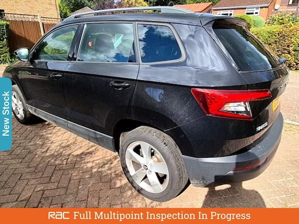 Used Skoda Karoq 2025 for sale - 76128446: Photo 2