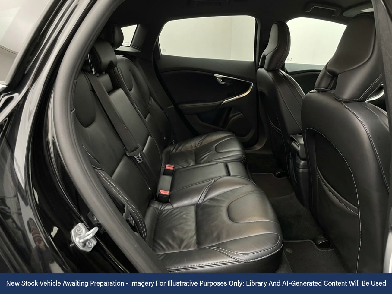 Used Volvo V40 2016 for sale - 77294593: Photo 4