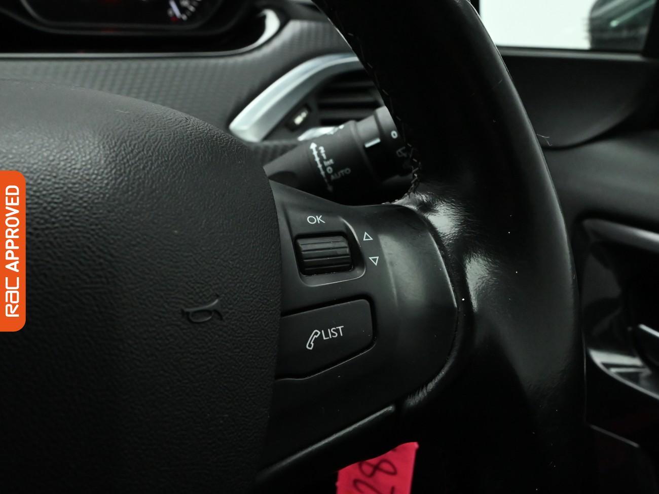 Used Peugeot 208 2019 for sale - 77083911: Photo 21