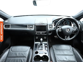 Used Volkswagen Touareg 2017 for sale - 75566607: Photo