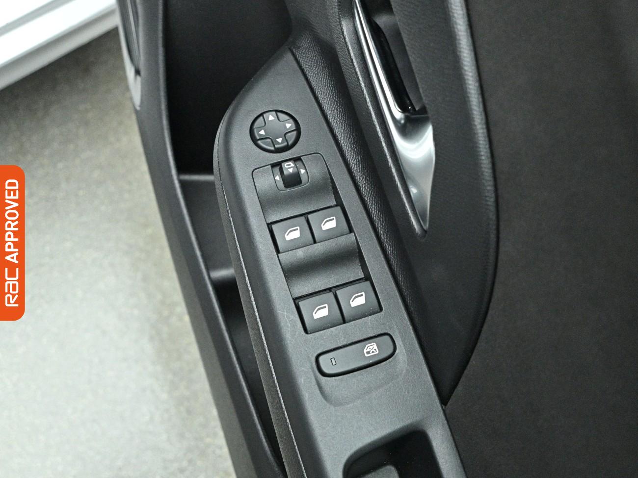 Used Vauxhall Corsa 2023 for sale - 77935724: Photo 25