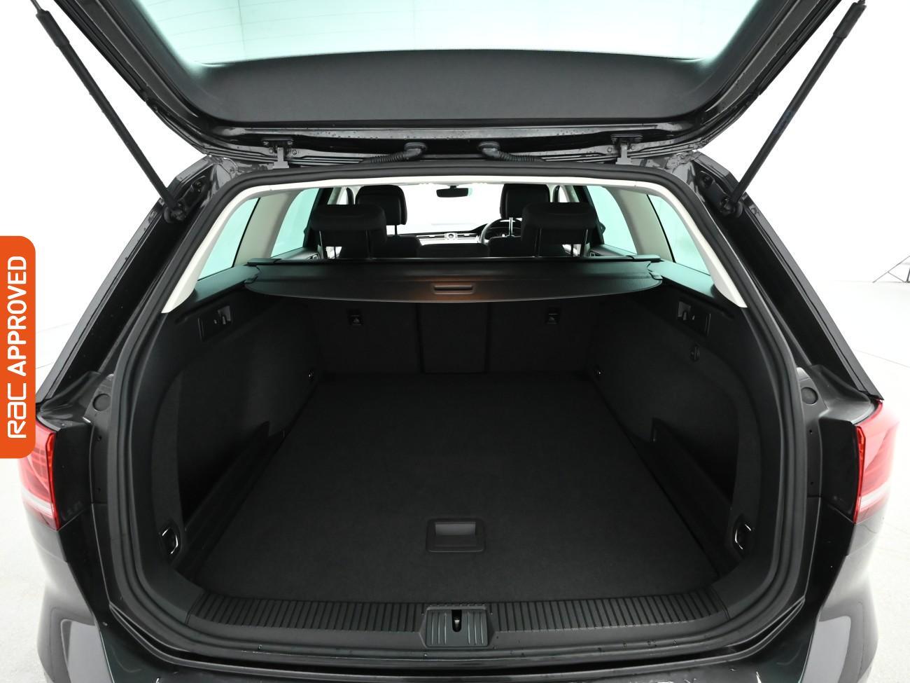 Used Volkswagen Passat 2018 for sale - 77068790: Photo 26