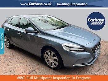 Used Volvo V40 2025 for sale - 75735647: Photo