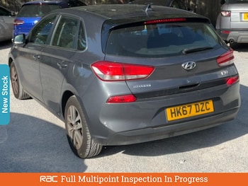 Used Hyundai i30 2017 for sale - 76113704: Photo