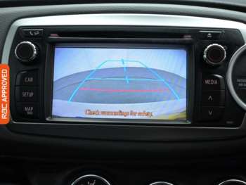 Used Toyota Yaris 2013 for sale - 74634162: Photo