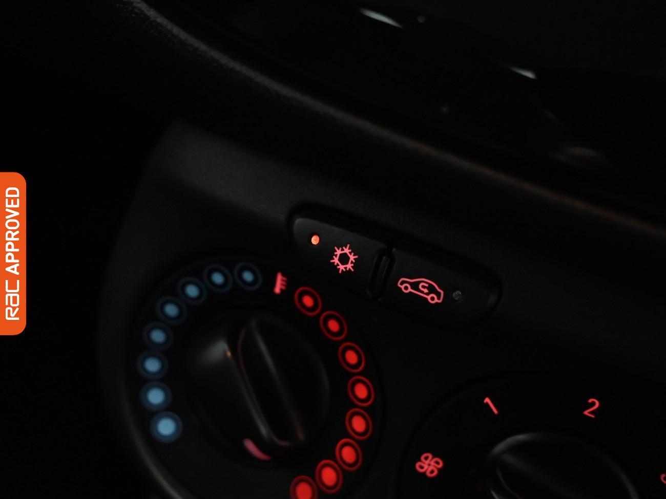 Used Vauxhall Corsa 2016 for sale - 76629842: Photo 14