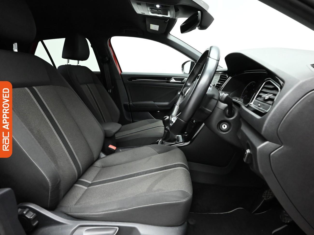 Used Volkswagen T-Roc 2021 for sale - 76705482: Photo 12