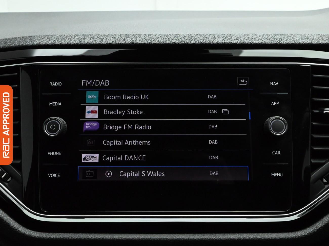 Used Volkswagen T-Roc 2021 for sale - 76705482: Photo 17