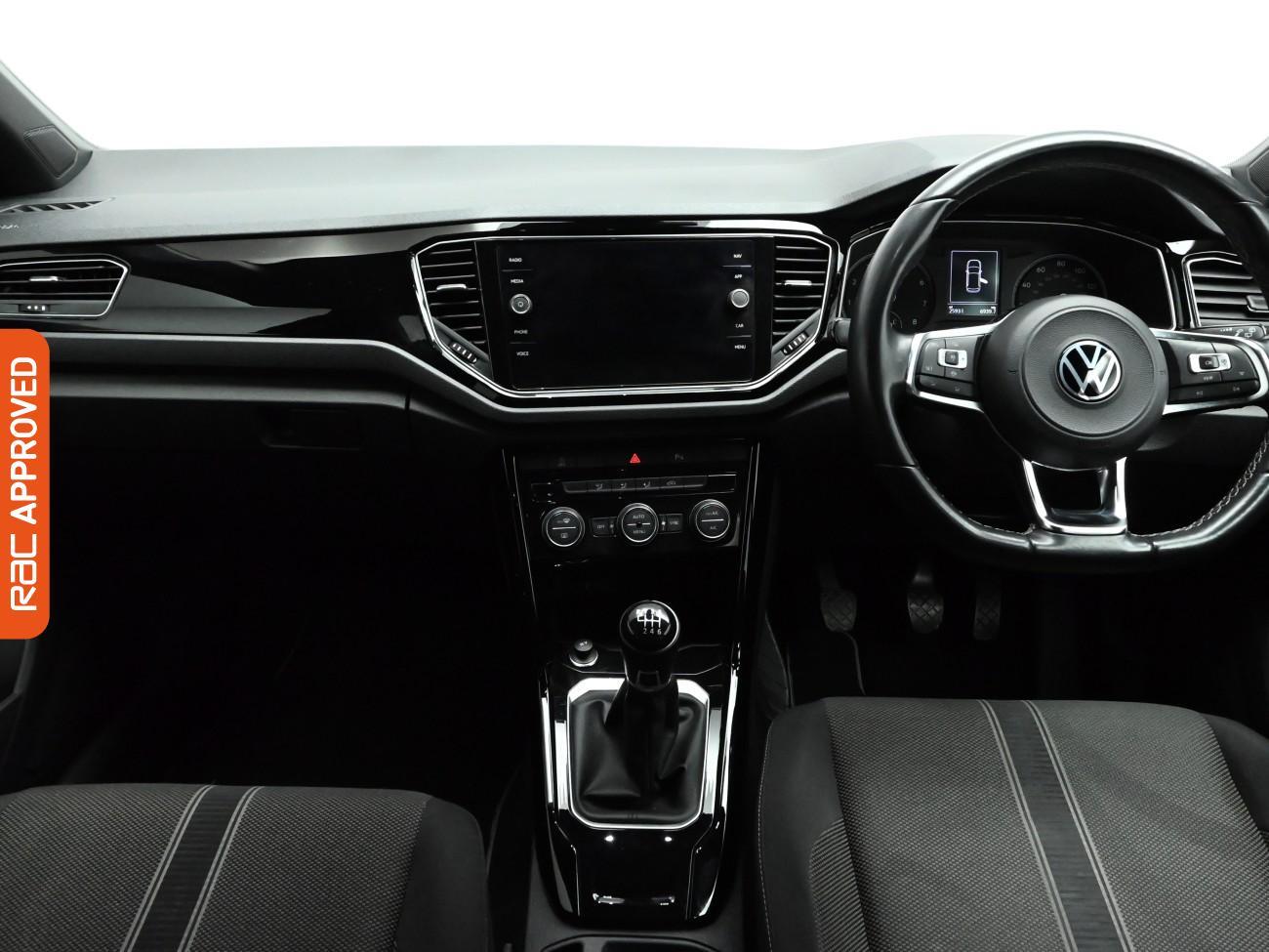 Used Volkswagen T-Roc 2021 for sale - 76705482: Photo 2