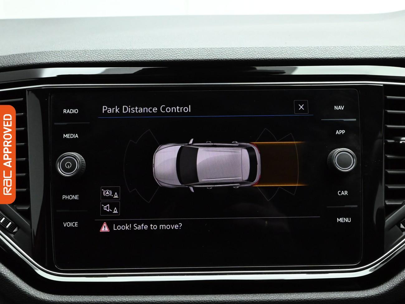 Used Volkswagen T-Roc 2021 for sale - 76705482: Photo 3