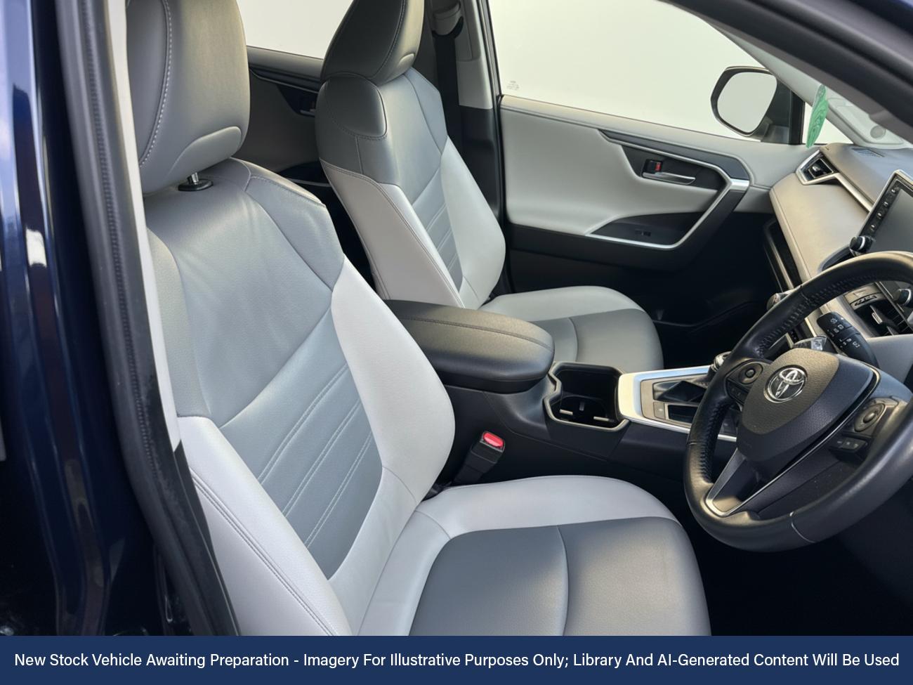 Used Toyota RAV4 2022 for sale - 76723890: Photo 3