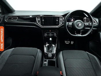 Used Volkswagen T-Roc 2020 for sale - 78825629: Photo