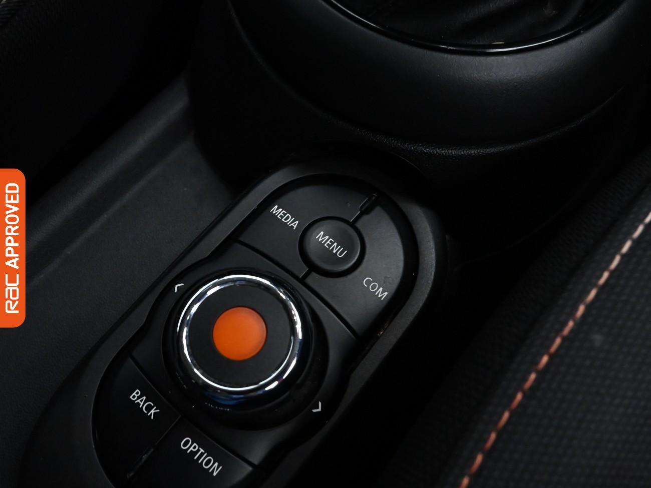 Used MINI Hatch 2020 for sale - 76385441: Photo 22