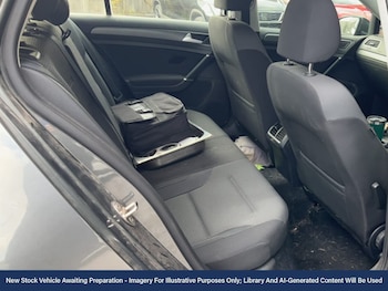 Used Volkswagen Golf 2018 for sale - 76435937: Photo