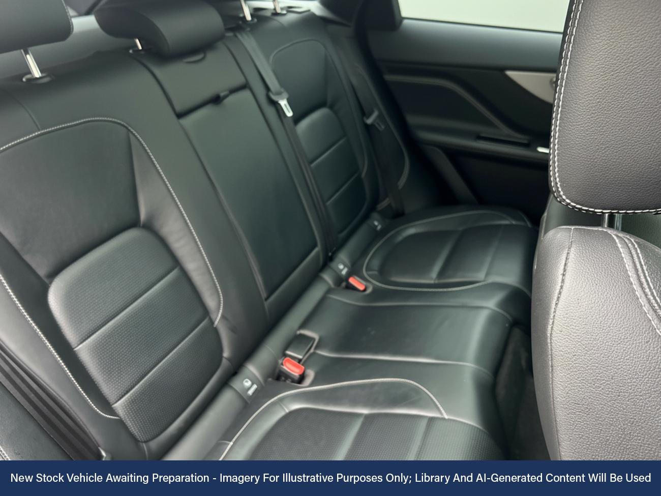 Used Jaguar F-Pace 2020 for sale - 76481079: Photo 4