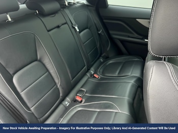 Used Jaguar F-Pace 2020 for sale - 76481079: Photo