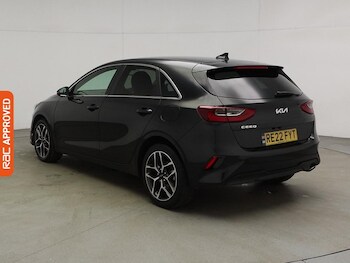 Used Kia Ceed 2022 for sale - 76495389: Photo