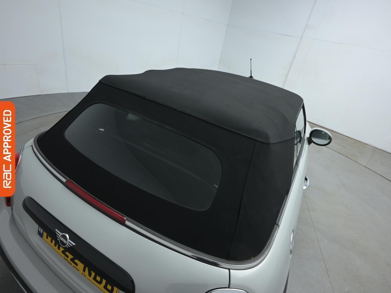 Used MINI Convertible 2022 for sale - 76863230: Photo 24