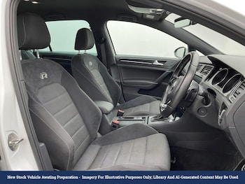 Used Volkswagen Golf 2019 for sale - 79183904: Photo