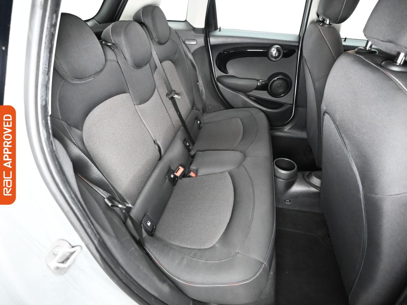 Used MINI Hatch 2021 for sale - 76782889: Photo 12