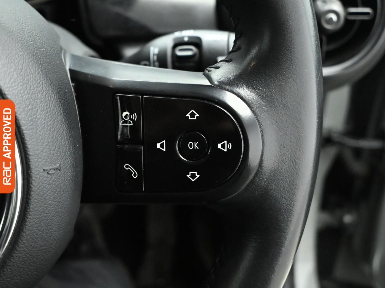 Used MINI Hatch 2021 for sale - 76782889: Photo 21