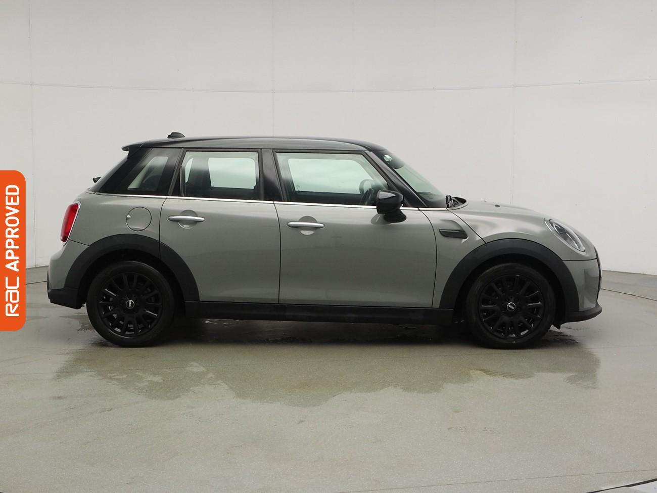 Used MINI Hatch 2021 for sale - 76782889: Photo 6