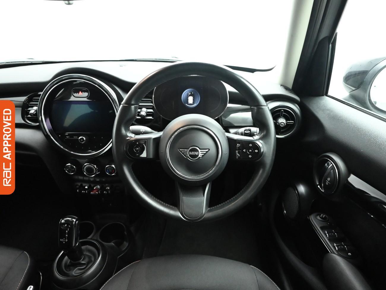 Used MINI Hatch 2021 for sale - 76782889: Photo 9