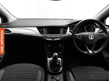 Used Vauxhall Astra 2021 for sale - 76005014: Photo 2