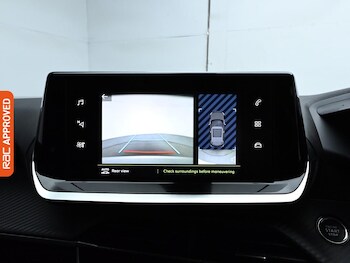 Used Peugeot 2008 2021 for sale - 76491158: Photo