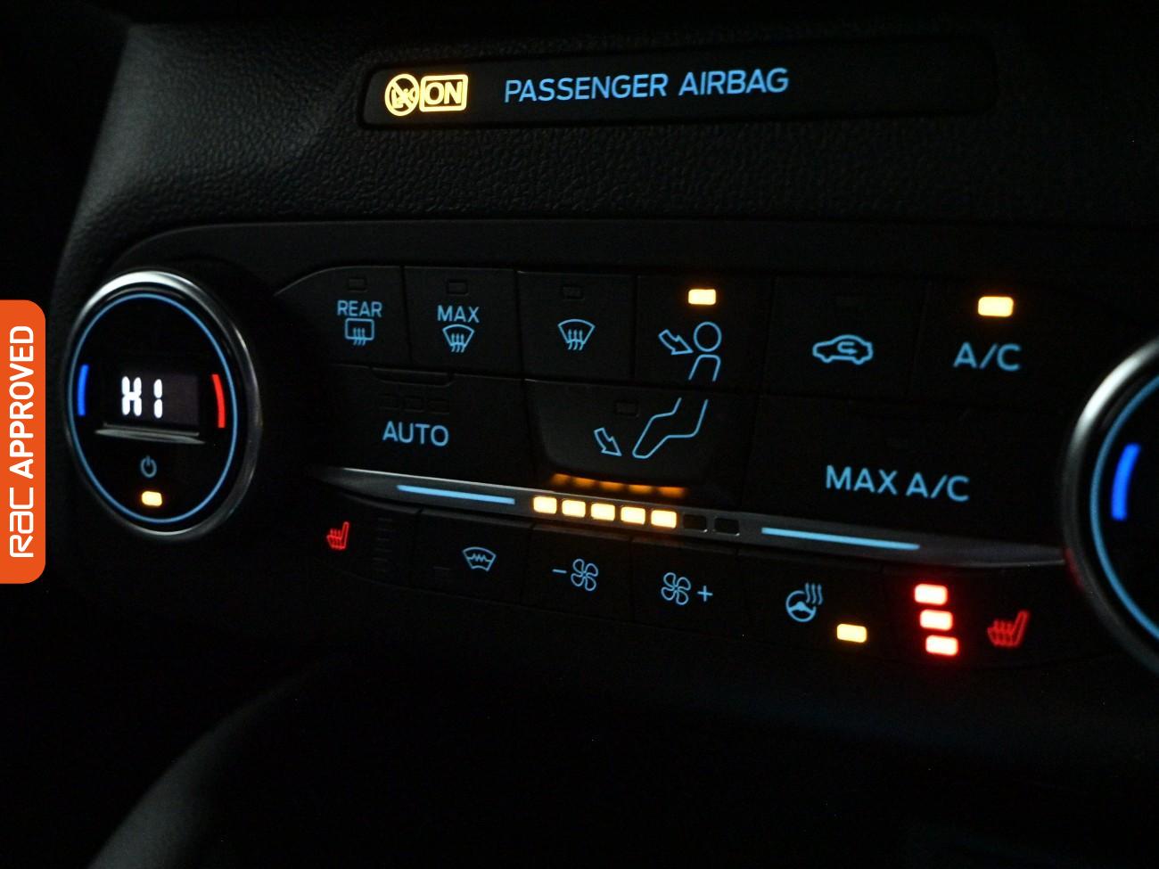 Used Ford Focus 2020 for sale - 78016206: Photo 15