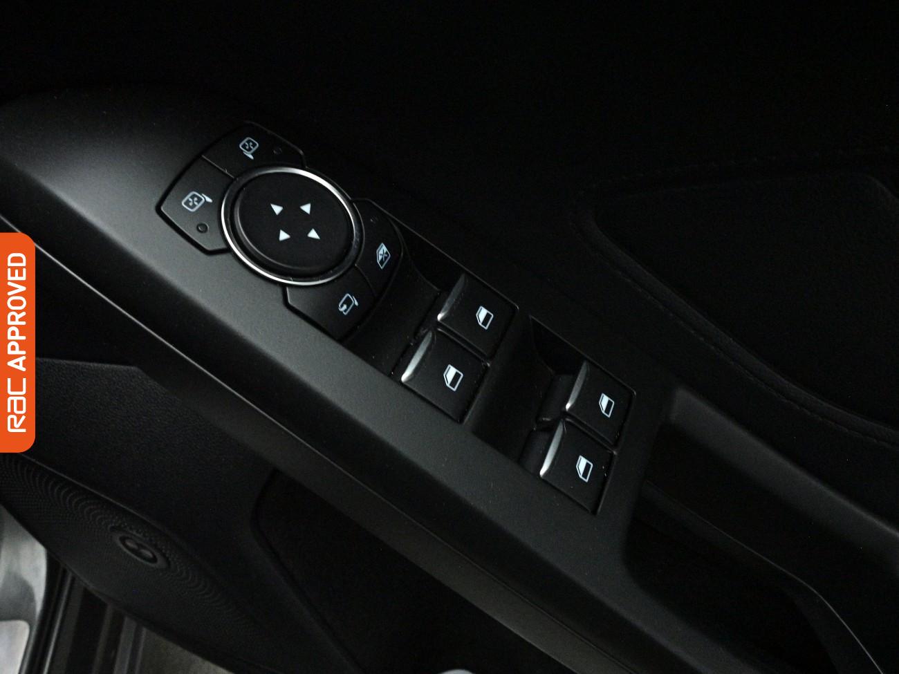 Used Ford Focus 2020 for sale - 78016206: Photo 23