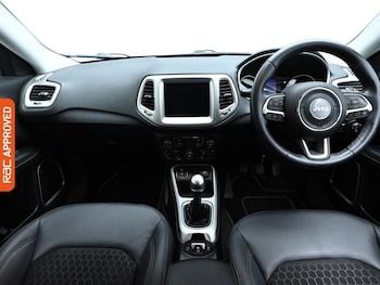 Used Jeep Compass 2025 for sale - 76128428: Photo 2