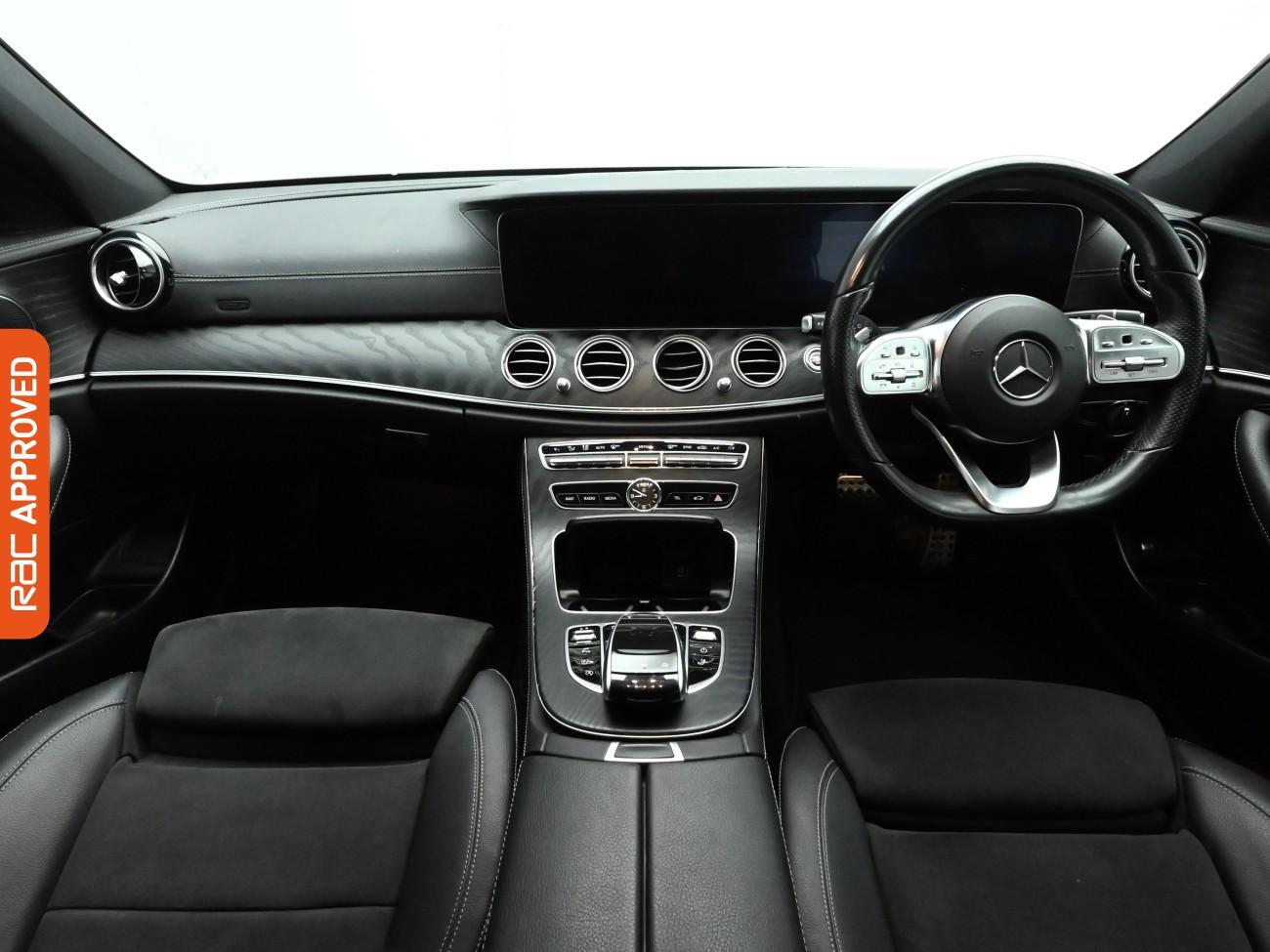 Used Mercedes-Benz E Class 2019 for sale - 77236068: Photo 2