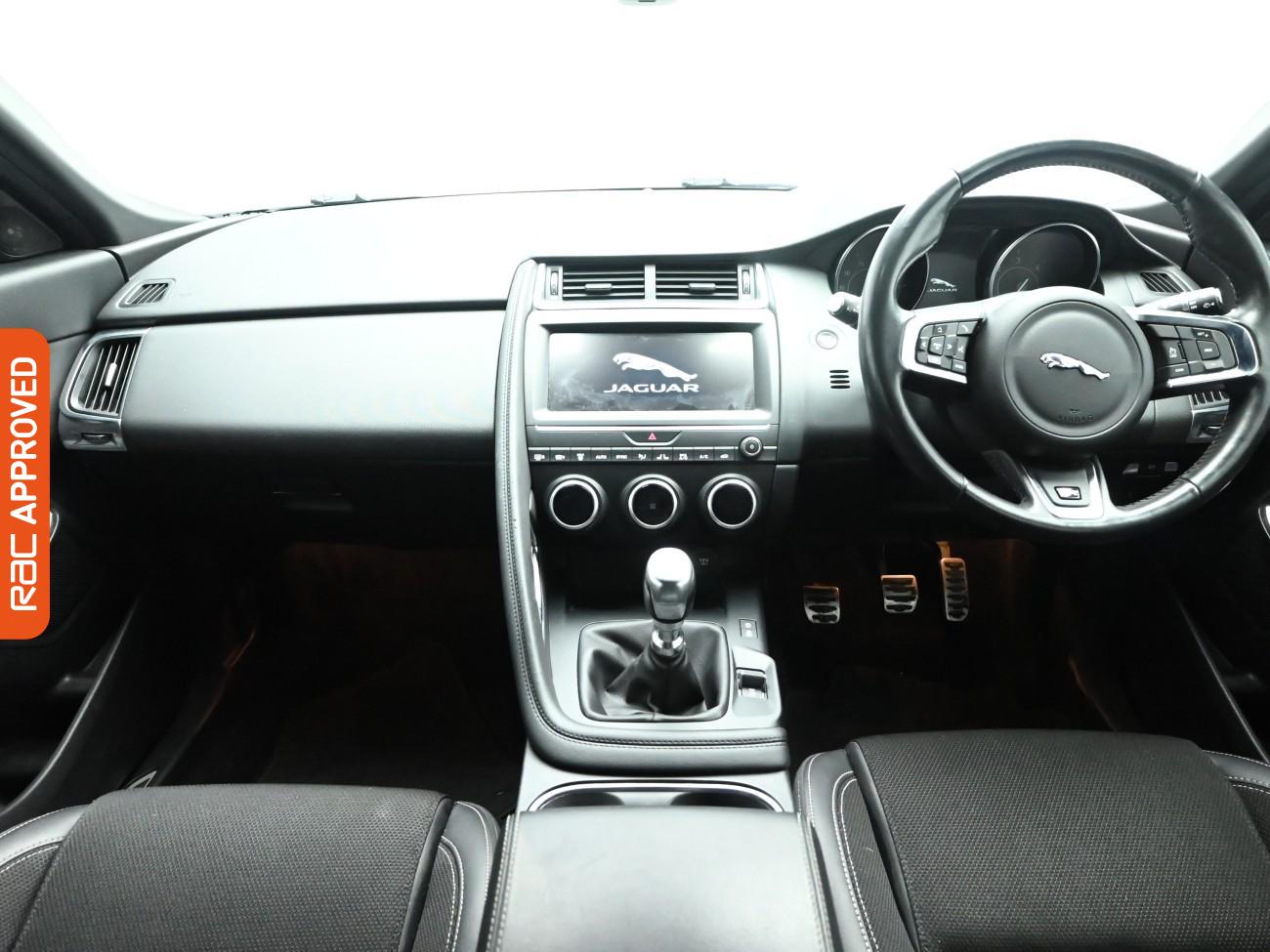 Used Jaguar E-Pace 2020 for sale - 76411652: Photo 2