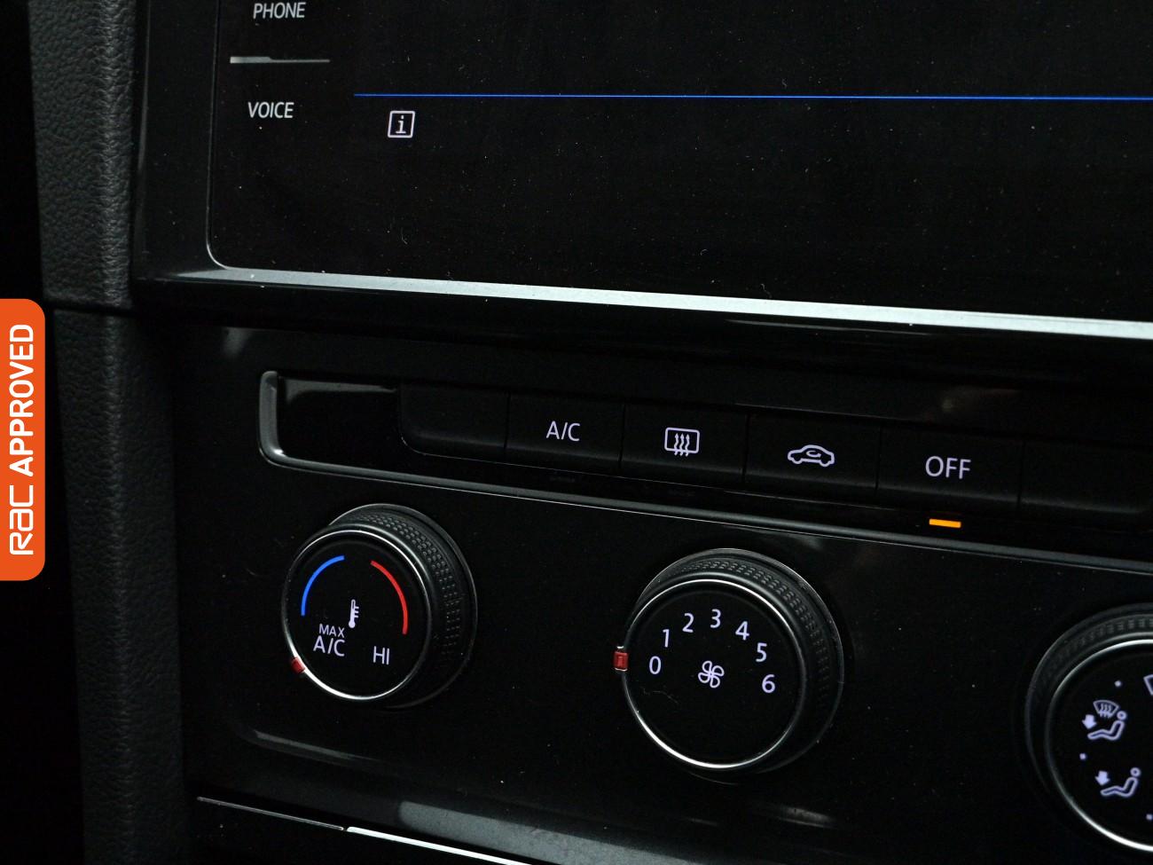 Used Volkswagen Golf 2019 for sale - 78177842: Photo 18