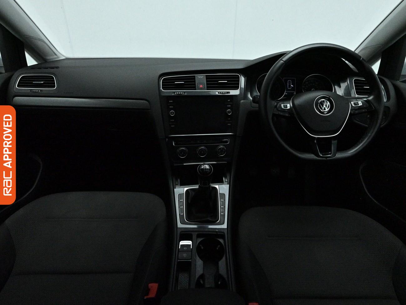 Used Volkswagen Golf 2019 for sale - 78177842: Photo 2