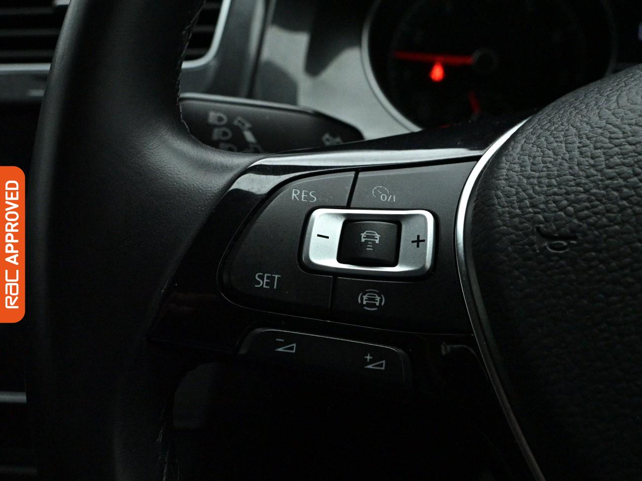 Used Volkswagen Golf 2019 for sale - 78177842: Photo 23