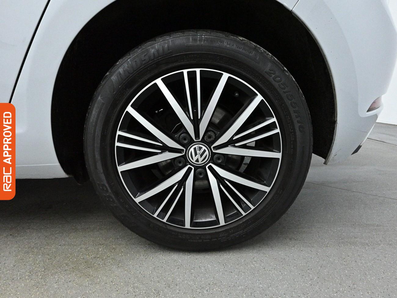 Used Volkswagen Golf 2019 for sale - 78177842: Photo 26