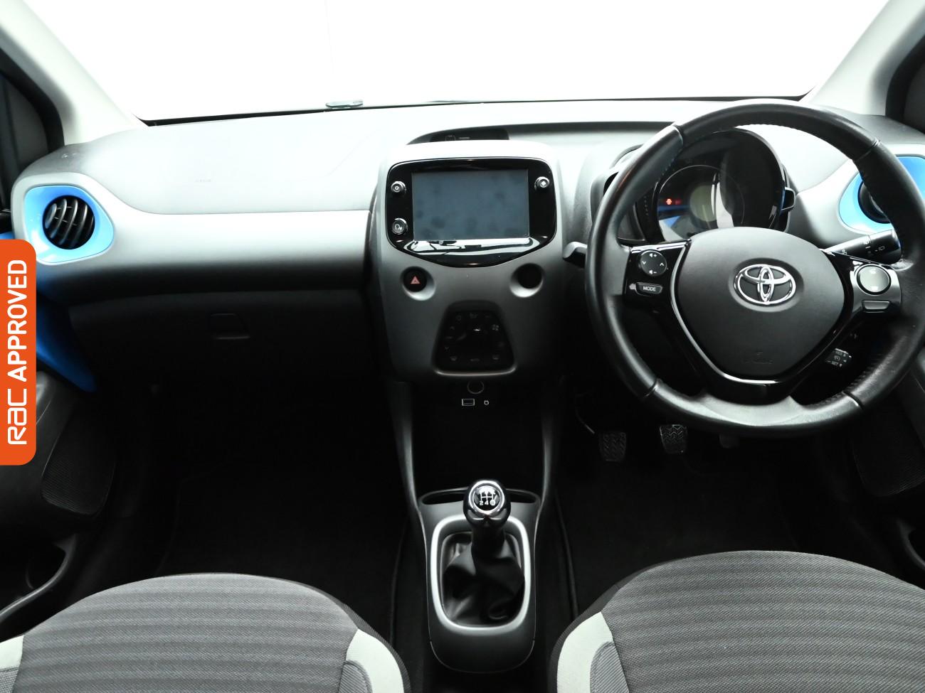 Used Toyota AYGO 2019 for sale - 77257669: Photo 2